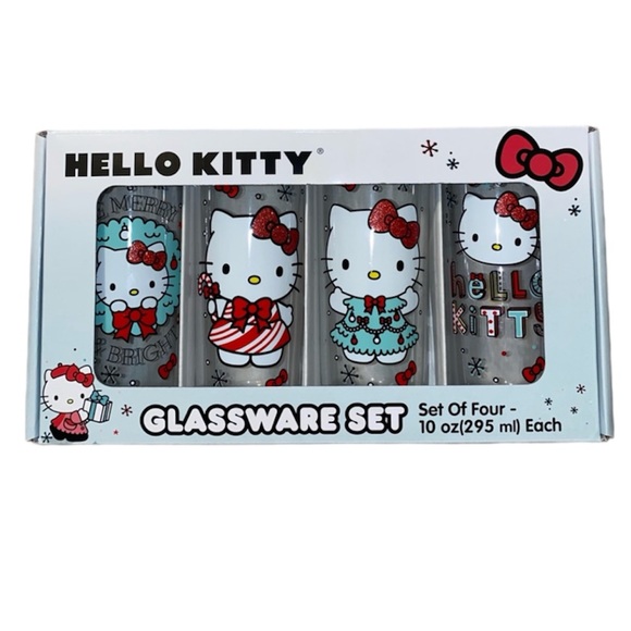 Hello Kitty Other - 🎄 HELLO KITTY GLASSWARE SET of 4